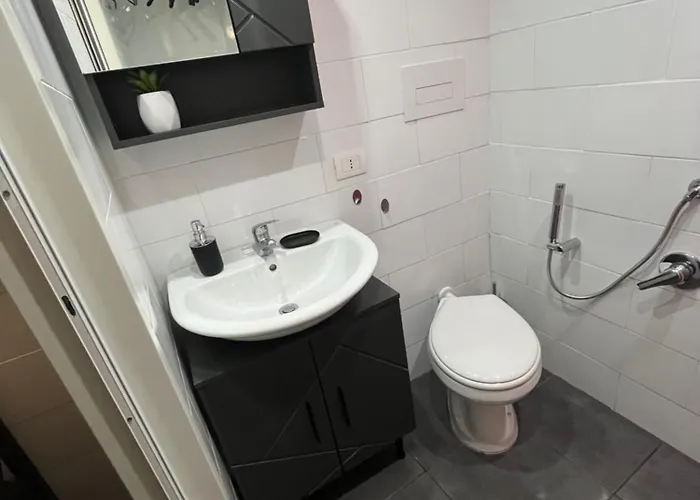 Essential Small House *