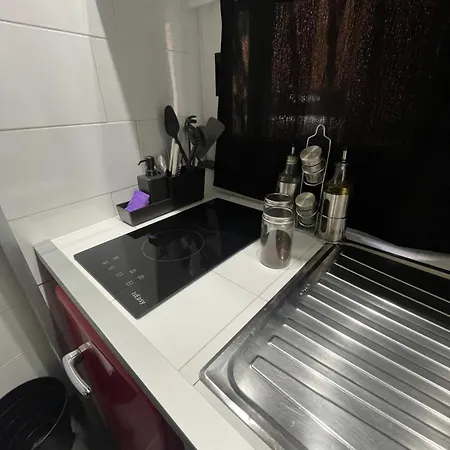 Essential Small House Διαμέρισμα Νάπολη